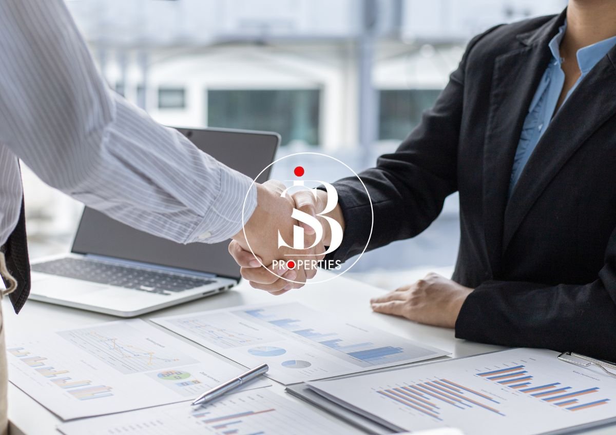 Investment & Capital